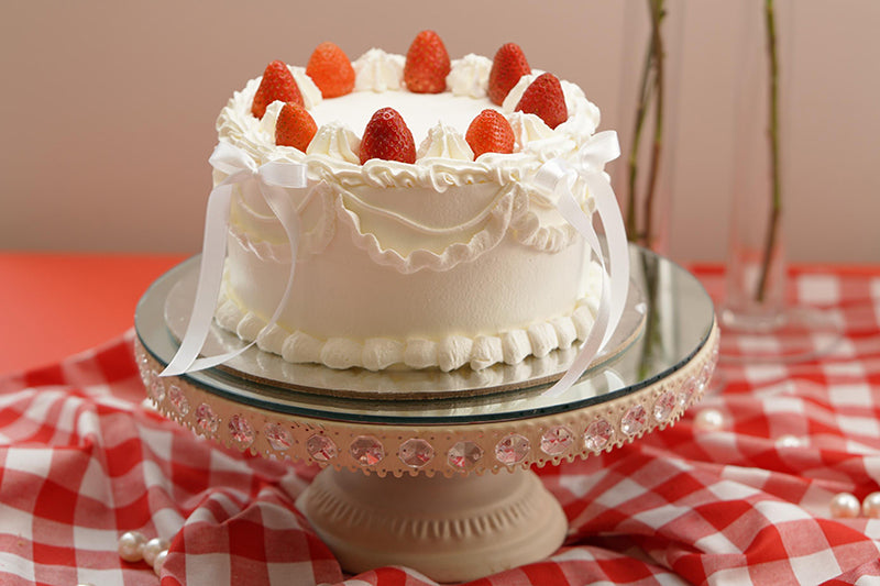 Valentine Strawberry Cake- (Lebanon Only)